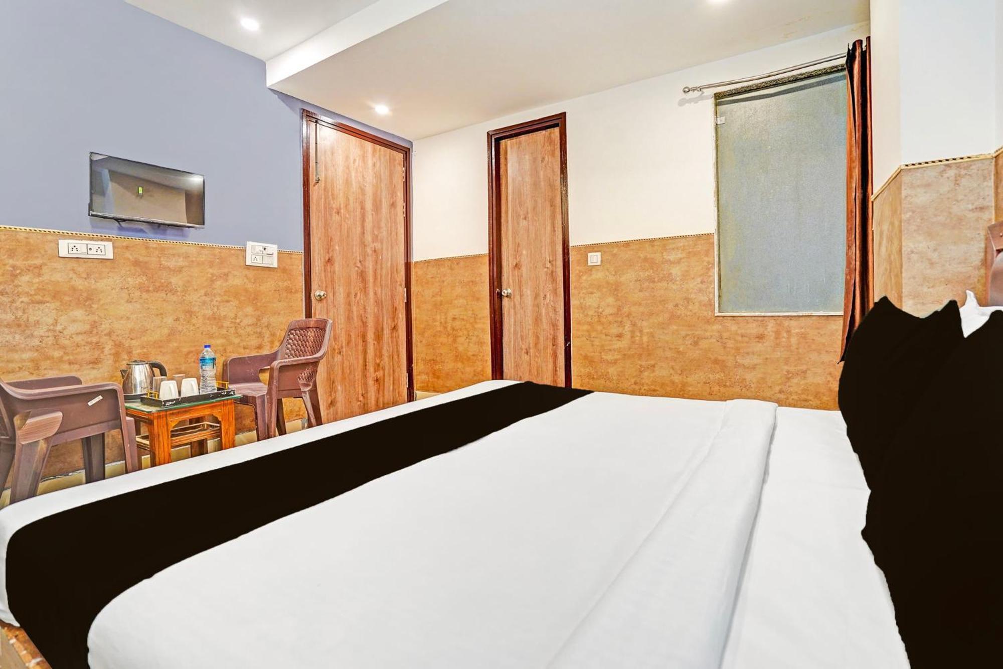 โอโย คีย์ รูม ติลัก นาการิ Hotel เดลี ภายนอก รูปภาพ
